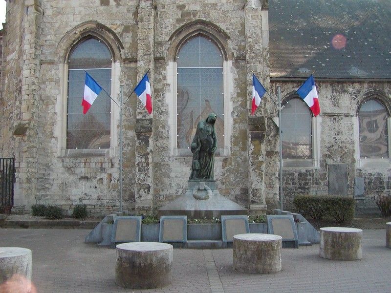 Le monument aux morts